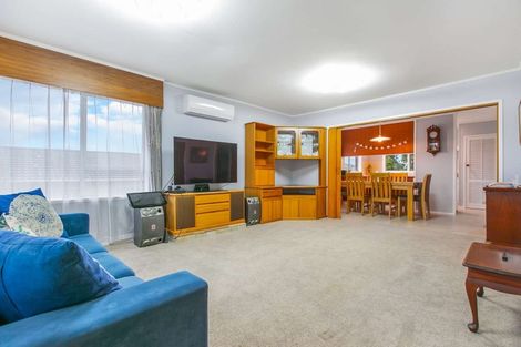 Photo of property in 102 Sartors Avenue, Browns Bay, Auckland, 0630