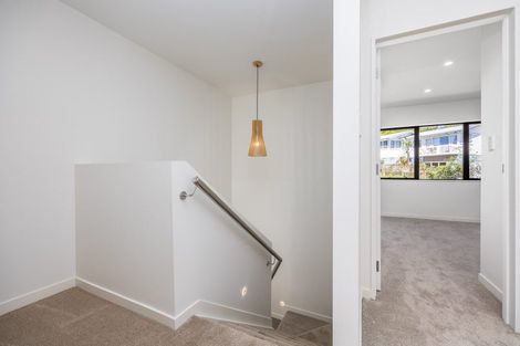 Photo of property in 17b Hogans Road, Glenfield, Auckland, 0629