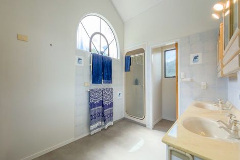 Photo of property in 37 Otuturu Crescent, Ruamahunga, Thames, 3575