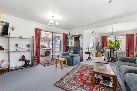 Photo of property in 2 Tawavale Street, Pukehangi, Rotorua, 3015