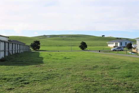 Photo of property in 15 Sunset Drive, Baylys Beach, Dargaville, 0377