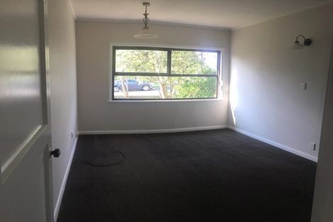 Photo of property in 13 Westwell Road, Belmont, Auckland, 0622