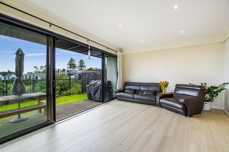 Photo of property in 4 Frances Bryers Road, Hobsonville, Auckland, 0616