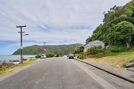 Photo of property in 74 Moana Road, Plimmerton, Porirua, 5026