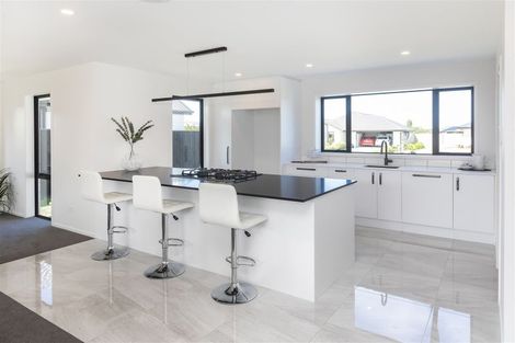 Photo of property in 15 Claremont Crescent, Amberley, 7410