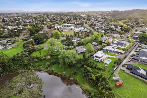 Photo of property in 1 Newton Road, Riverhead, 0820