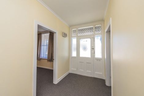 Photo of property in 16 Carlton Avenue, Gonville, Whanganui, 4501