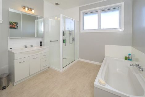 Photo of property in 76 Middle Road, Allenton, Ashburton, 7700