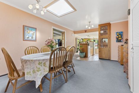 Photo of property in 20 Whakapaki Street, Urenui, 4375