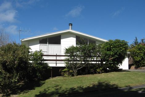 Photo of property in 13 Brunette Drive, Acacia Bay, Taupo, 3330