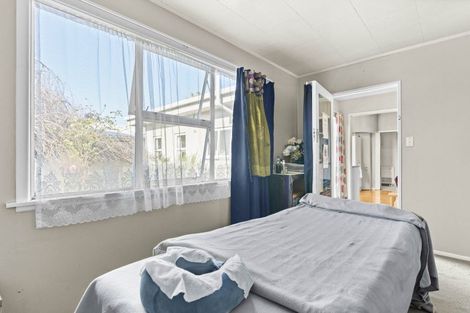 Photo of property in 72 Kent Street, Carterton, 5713