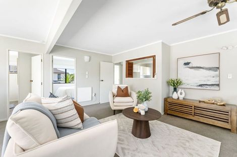 Photo of property in 325a Oceanbeach Road, Mount Maunganui, 3116