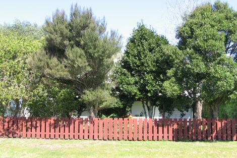 Photo of property in 42 Banks Street, Cooks Beach, Whitianga, 3591