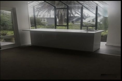 Photo of property in 1/19 Beach Road, Castor Bay, Auckland, 0620