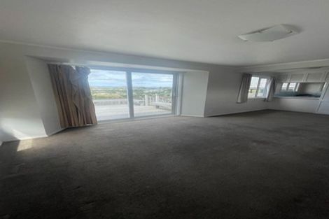 Photo of property in 12 Fitzpatrick Street, Newlands, Wellington, 6037
