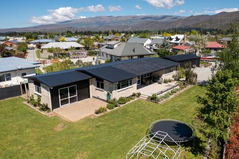 Photo of property in 114 Shields Street, Clyde, 9330