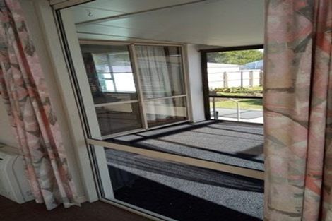 Photo of property in 15 Pembroke Street, Avondale, Christchurch, 8061