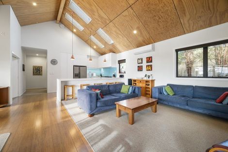 Photo of property in 97 Iles Road, Lynmore, Rotorua, 3010