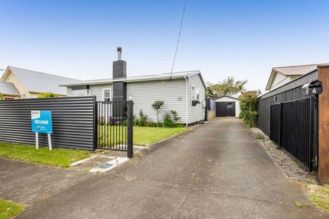 Photo of property in 6 Galt Street, Hawera, 4610