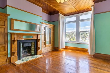 Photo of property in 32 Hereford Street, Kaikorai, Dunedin, 9010