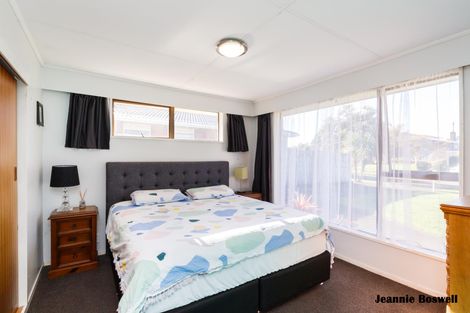 Photo of property in 19 Meadowbrook Drive, Cloverlea, Palmerston North, 4412