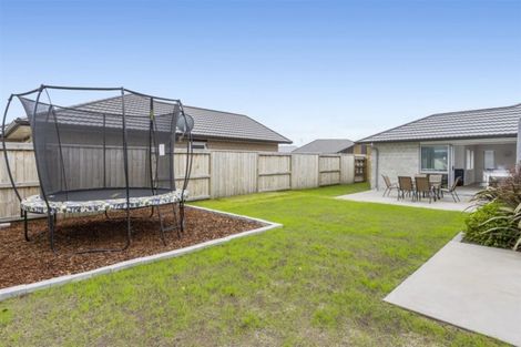 Photo of property in 23 Oka Street, Papamoa Beach, Papamoa, 3118