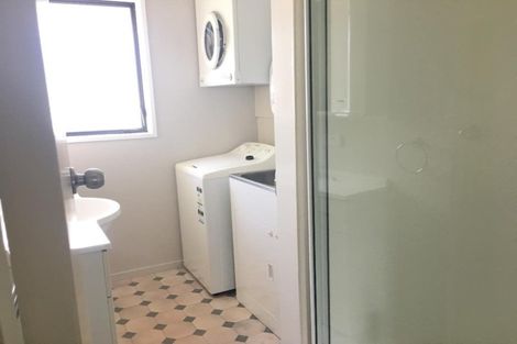 Photo of property in 1/48 Jeffreys Road, Fendalton, Christchurch, 8052