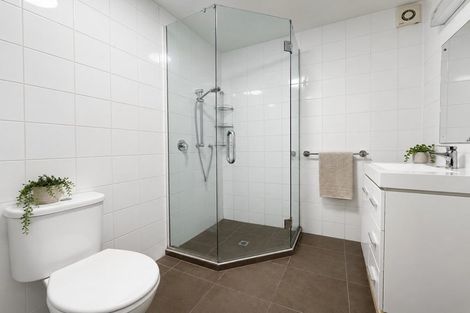 Photo of property in Hopper Street Apartments, 13/20 Hopper Street, Mount Cook, Wellington, 6011