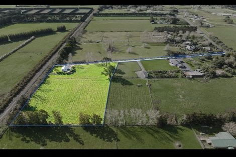 Photo of property in 124a Boord Crescent, Kumeu, 0891