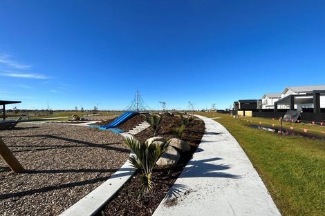 Photo of property in 31 Bill Miller Drive, Papamoa, 3118