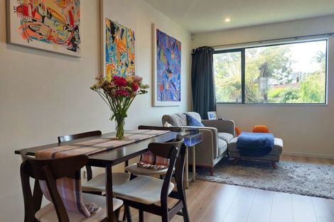 Photo of property in 8/10 Rimu Street, New Lynn, Auckland, 0600