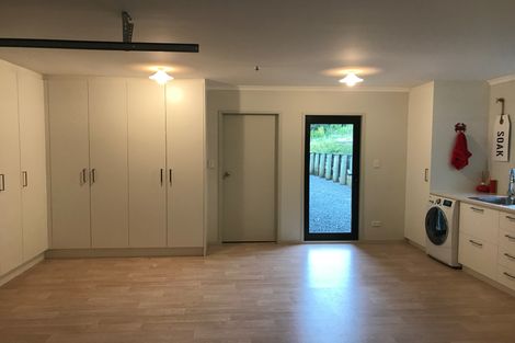 Photo of property in 20 Phillips Road, Ness Valley, Papakura, 2585