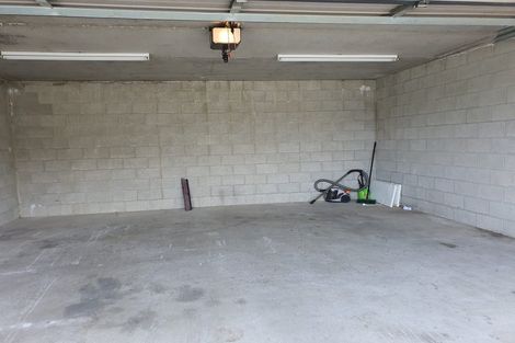 Photo of property in 8b De La Mare Place, Frankton, Queenstown, 9300