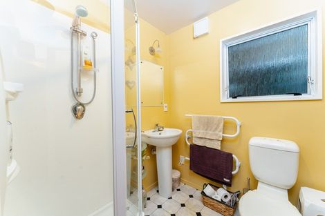 Photo of property in 6 Rosehill Road, Macandrew Bay, Dunedin, 9077