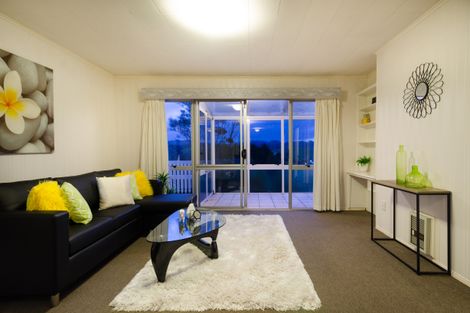 Photo of property in 4 Mcentee Road, Waitakere, Auckland, 0816