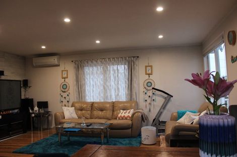 Photo of property in 1/97a Nile Road, Milford, Auckland, 0620