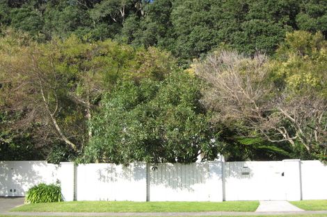 Photo of property in 208 Pohutukawa Avenue, Ohope, 3121