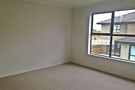 Photo of property in 14 Purchas Hill Drive, Stonefields, Auckland, 1072