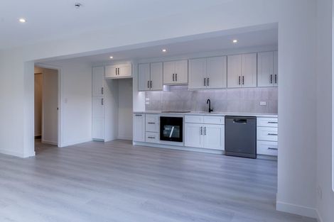 Photo of property in 31 Lanigan Street, Birkdale, Auckland, 0626