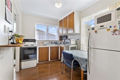 Photo of property in 4/53-55 East Street, Papakura, 2110