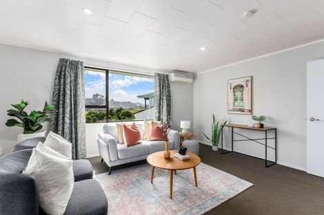 Photo of property in 11a Latitude Close, Whitby, Porirua, 5024