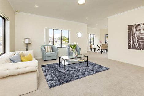 Photo of property in 2 Derryveagh Lane, Weymouth, Auckland, 2103