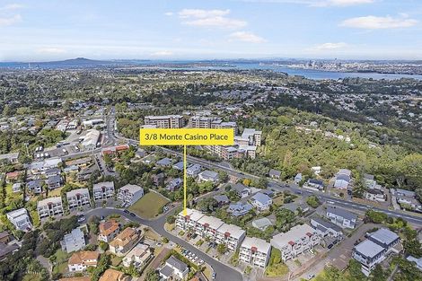 Photo of property in 3/8 Monte Cassino Place, Birkdale, Auckland, 0626