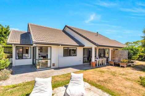 Photo of property in 22 Cedar Drive, Paraparaumu Beach, Paraparaumu, 5032