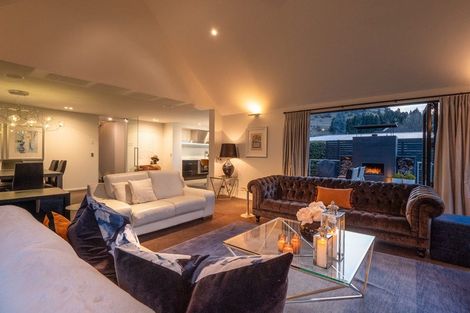 Photo of property in 1 Wellswood Way, Lower Shotover, Queenstown, 9371
