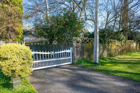 Photo of property in 92 Hall Street, Cambridge, 3434