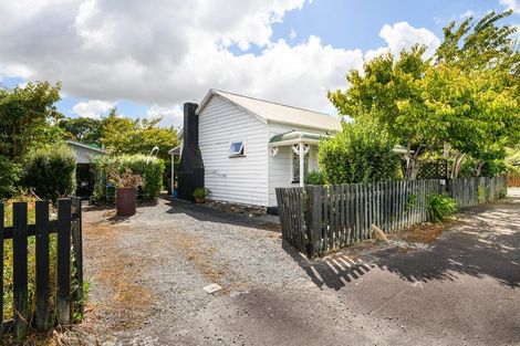 Photo of property in 9 Lambert Street, Marton, 4710