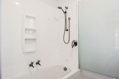 Photo of property in 2/42 Heywood Terrace, Richmond, Christchurch, 8013