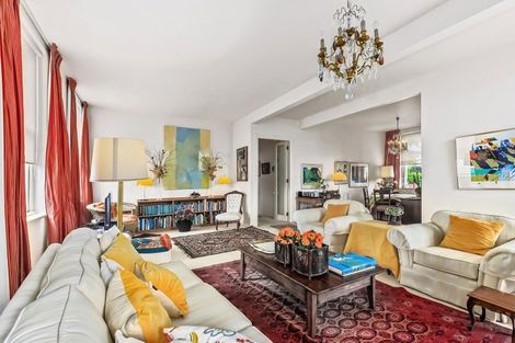 Photo of property in 16b Hadfield Terrace, Kelburn, Wellington, 6012