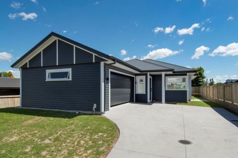 Photo of property in 45c Western Avenue, Omokoroa, 3114